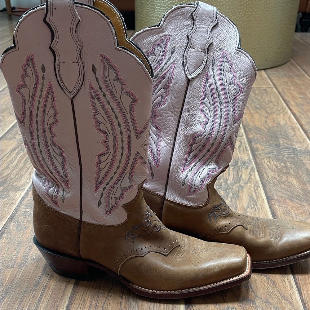 Justin Cowboy Boots- Size 10